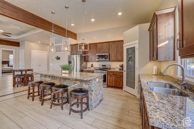 3250 S 4900 W, Hurricane, UT 84737