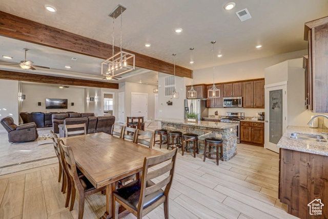 3250 S 4900 W, Hurricane, UT 84737