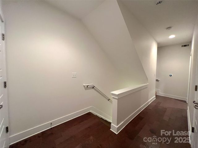 211 Doggett Street, Charlotte, NC 28203