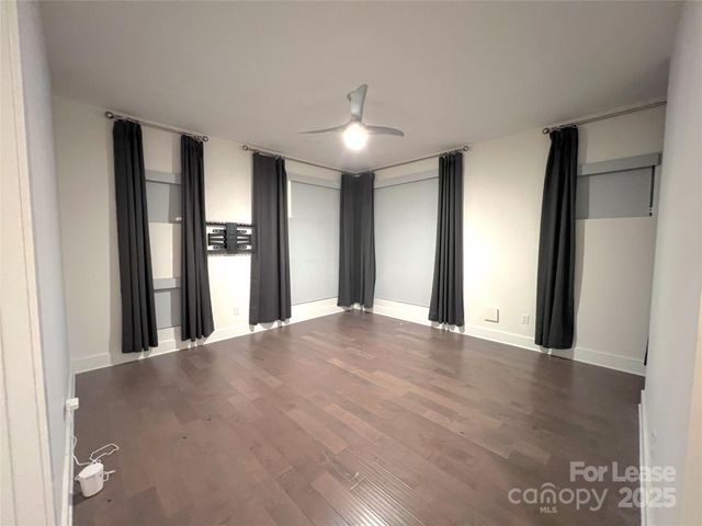 211 Doggett Street, Charlotte, NC 28203