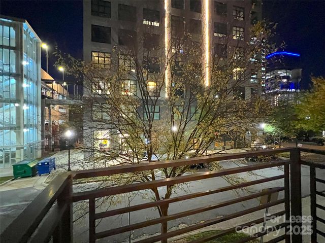 211 Doggett Street, Charlotte, NC 28203