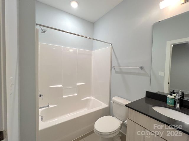 211 Doggett Street, Charlotte, NC 28203