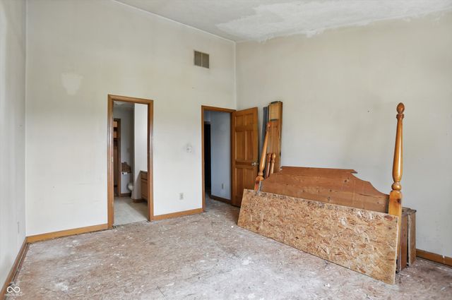 8163 N Frontage Road, Fairland, IN 46126