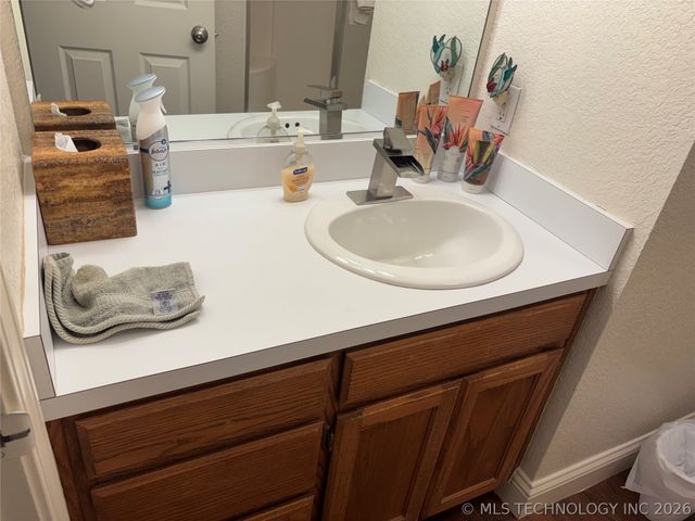 2513 Westwood Court, Ardmore, OK 73401