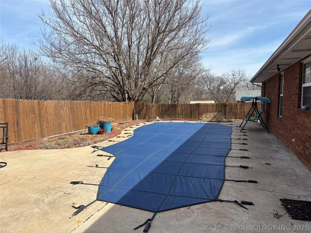 2513 Westwood Court, Ardmore, OK 73401