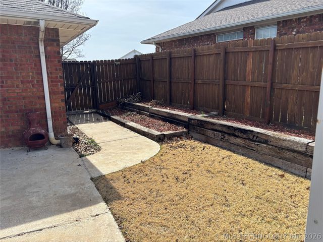 2513 Westwood Court, Ardmore, OK 73401