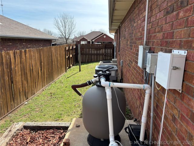 2513 Westwood Court, Ardmore, OK 73401