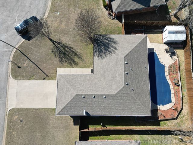 2513 Westwood Court, Ardmore, OK 73401