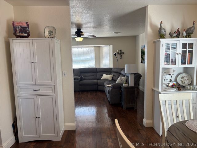 2513 Westwood Court, Ardmore, OK 73401