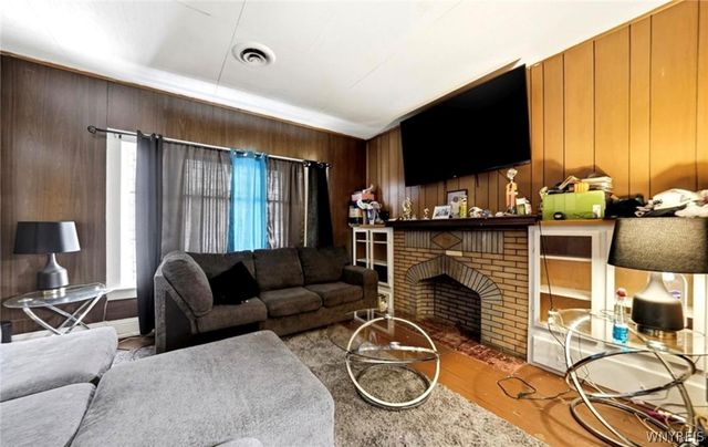 86 Kingston Place N, Buffalo, NY 14206