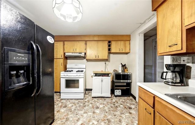 86 Kingston Place N, Buffalo, NY 14206