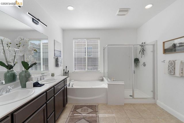 87 Greystone Pl, Pittsburg, CA 94565