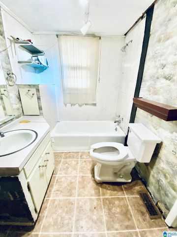 995 LAW MARTIN ROAD, Piedmont, AL 36272