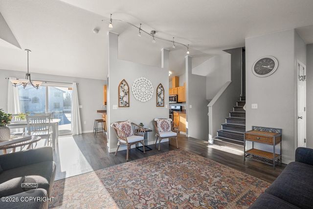 242 S Megan Way, Wasilla, AK 99654