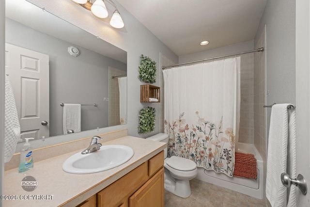 242 S Megan Way, Wasilla, AK 99654