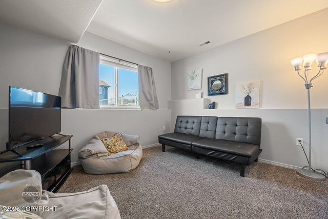 242 S Megan Way, Wasilla, AK 99654