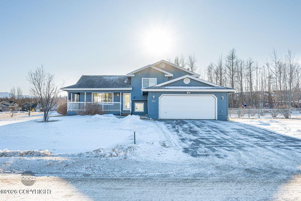 242 S Megan Way, Wasilla, AK 99654