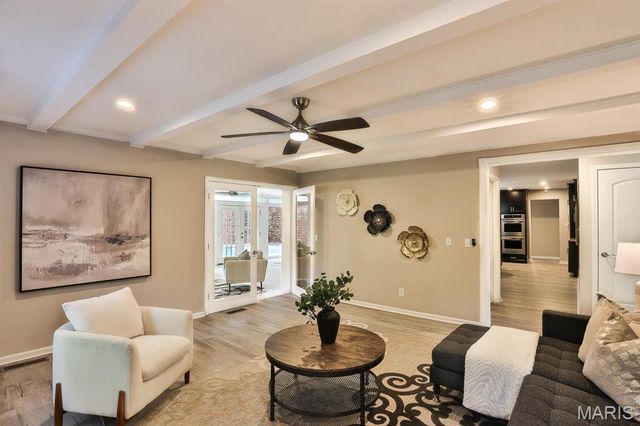 14327 Bramblewood Court, Chesterfield, MO 63017