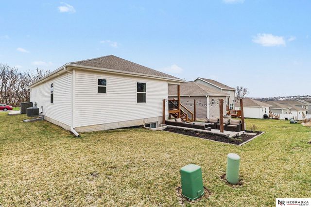 7906 N 95th Avenue, Omaha, NE 68122