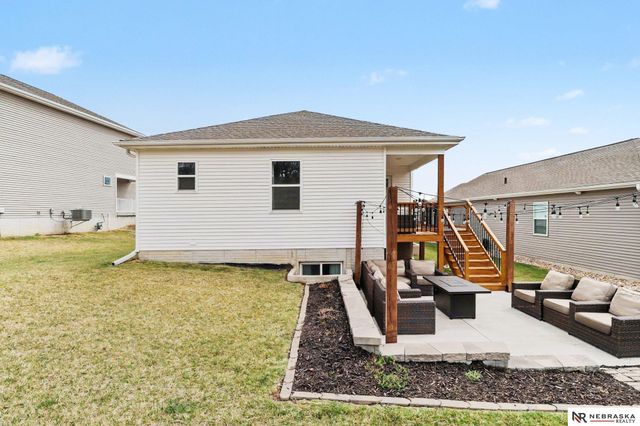 7906 N 95th Avenue, Omaha, NE 68122