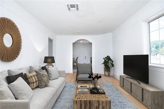 1117 Cunningham Drive, Las Vegas, NV 89106