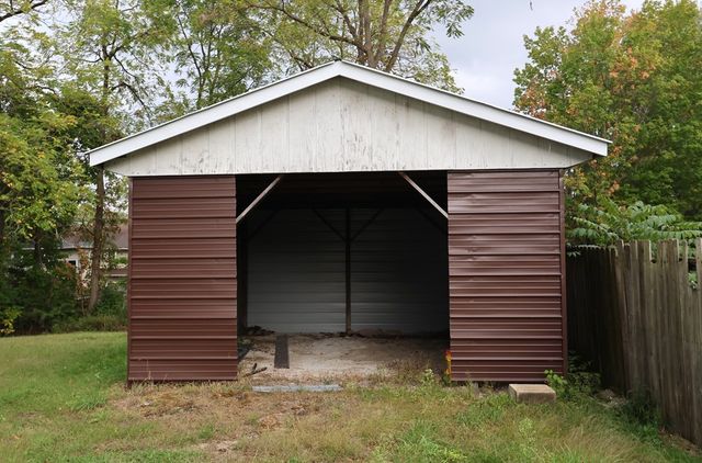 135 Wood Street, Mansfield, OH 44903