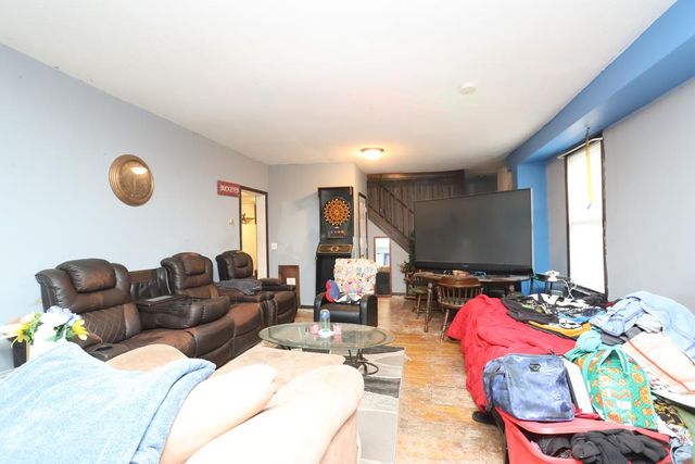 135 Wood Street, Mansfield, OH 44903