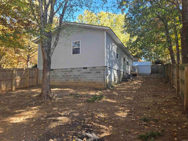 429 E Moore Street, Heber Springs, AR 72543