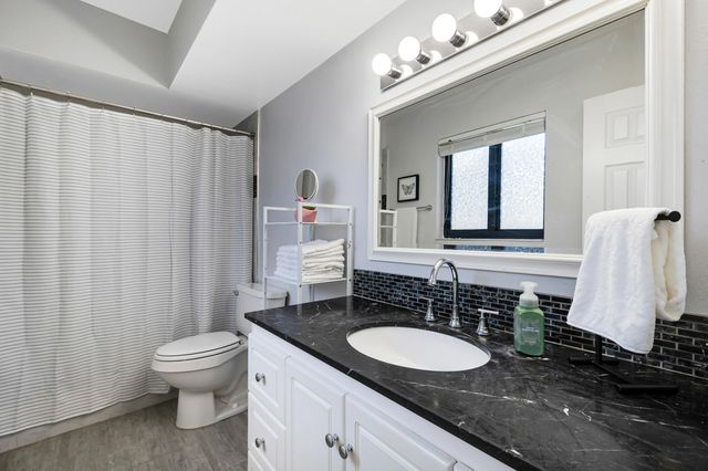 510 NW 93rd Terrace, Pembroke Pines, FL 33024