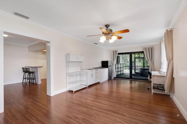 510 NW 93rd Terrace, Pembroke Pines, FL 33024
