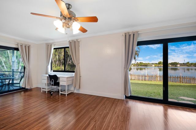 510 NW 93rd Terrace, Pembroke Pines, FL 33024