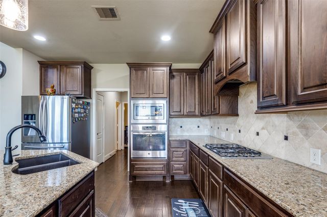 20251 Ivory Valley Lane, Cypress, TX 77433