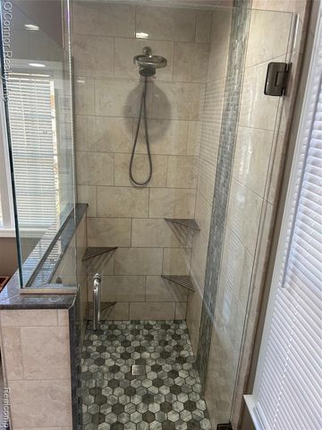 720 Arlington Circle, Marysville, MI 48040