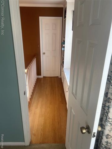 720 Arlington Circle, Marysville, MI 48040