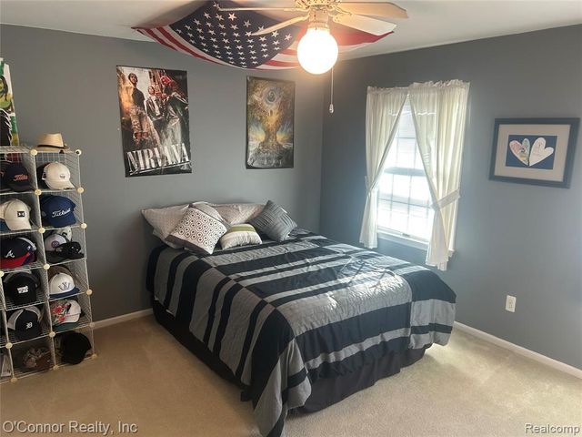 720 Arlington Circle, Marysville, MI 48040