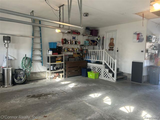 720 Arlington Circle, Marysville, MI 48040