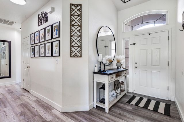 1783 Rosa Avenue, Tulare, CA 93274