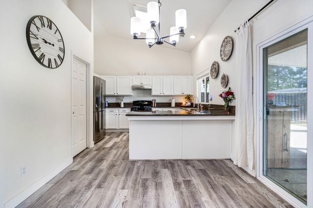 1783 Rosa Avenue, Tulare, CA 93274