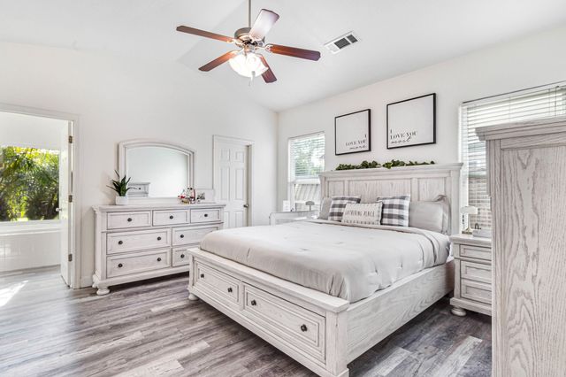 1783 Rosa Avenue, Tulare, CA 93274