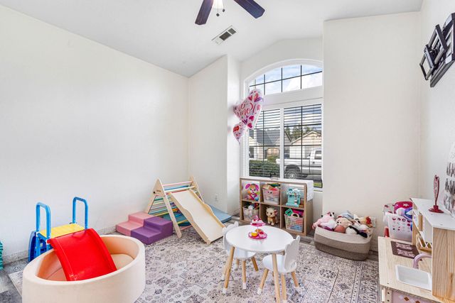 1783 Rosa Avenue, Tulare, CA 93274