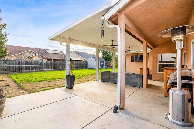 1783 Rosa Avenue, Tulare, CA 93274