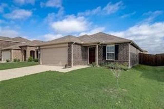 1325 Vernon Drive, Aubrey, TX 76227
