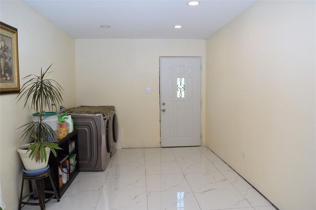 1353 Road 5727, Cleveland, TX 77327
