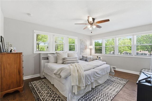 4402 S Phelps Road, Independence, MO 64055