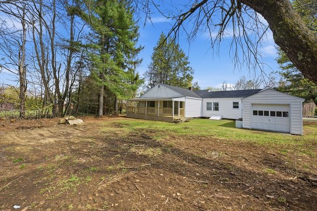 309 Pleasant St, Paxton, MA 01612