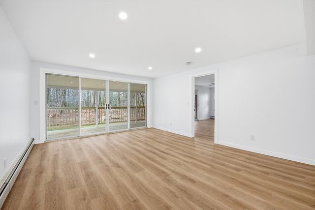 309 Pleasant St, Paxton, MA 01612