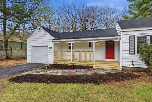 309 Pleasant St, Paxton, MA 01612