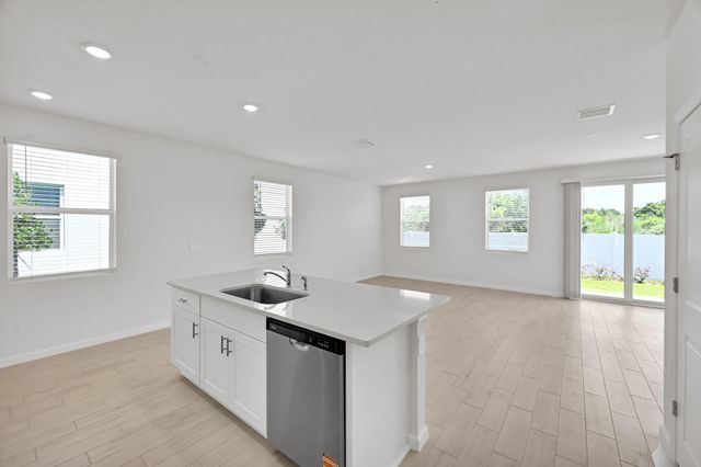 636 Salisbury Circle, Fort Pierce, FL 34982