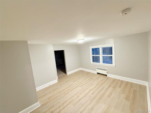 4 aka 16 Amackassin Terrace Unit 3, Yonkers, NY 10703
