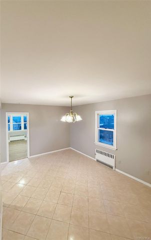 4 aka 16 Amackassin Terrace Unit 3, Yonkers, NY 10703